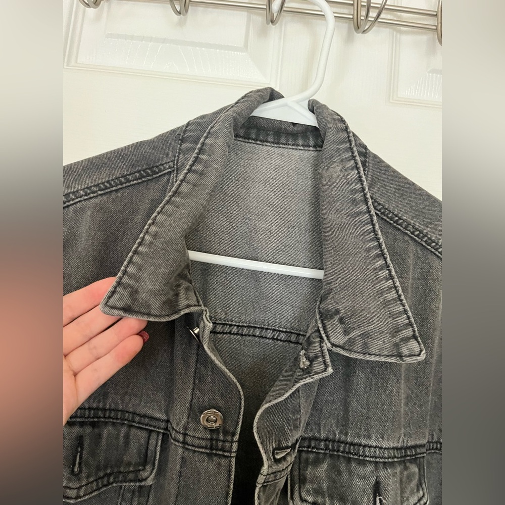 SHEIN Charcoal Gray Oversized Denim Jacket – Size S - Picture 4 of 7